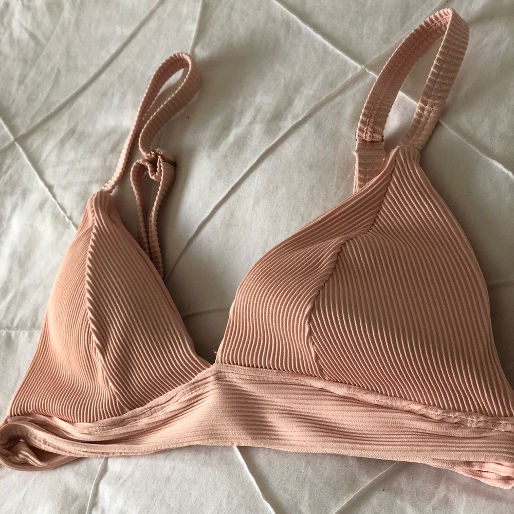 Light Pink Ribbed Bikini - Picture 3 of 4